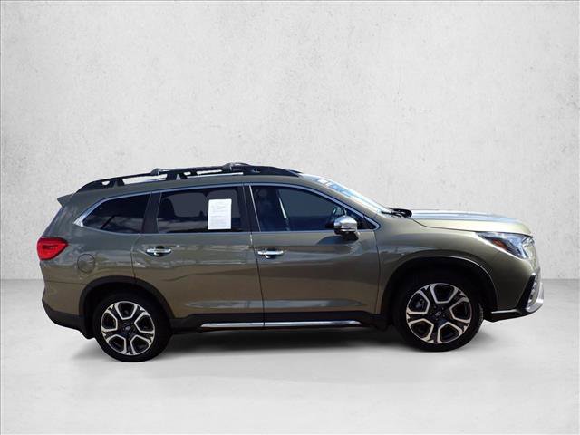 Used 2023 Subaru Ascent Touring AWD/4WD image 5