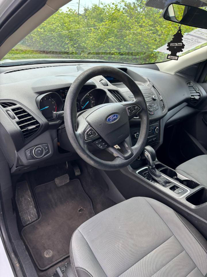Used 2019 Ford Escape S FWD image 18