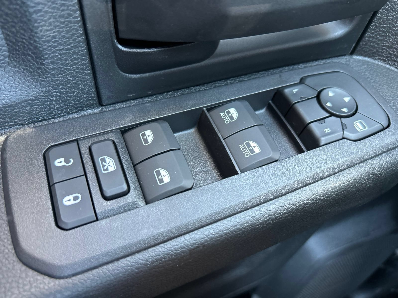 New 2026 RAM 3500 Tradesman AWD/4WD image 24
