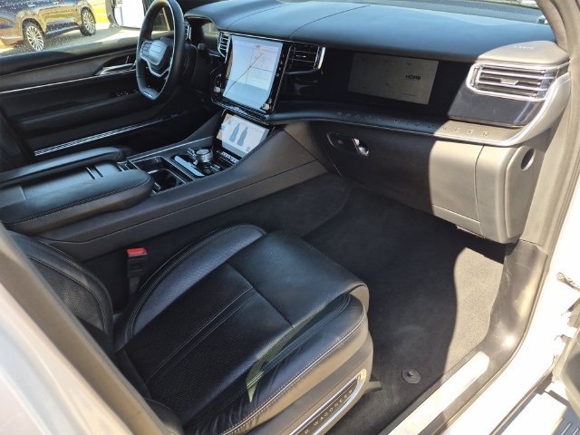 Used 2024 Jeep Grand Wagoneer L Series II w/ Quick Order Packagew 28T AWD/4WD image 12