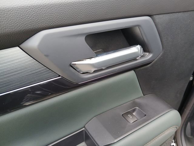 New 2026 GMC Terrain AT4 w/ Convenience Package III AWD/4WD image 17