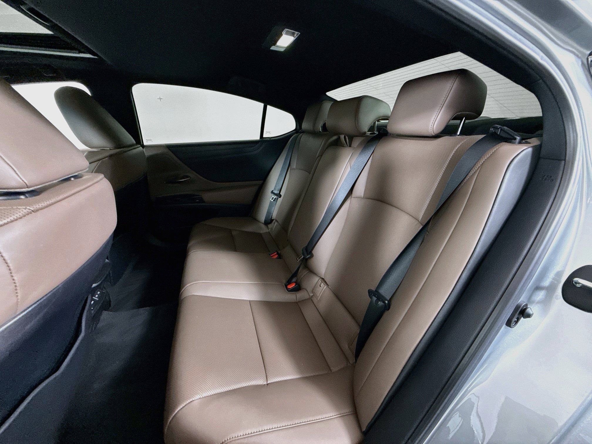 Used 2024 Lexus ES 350 w/ Premium Package FWD image 24