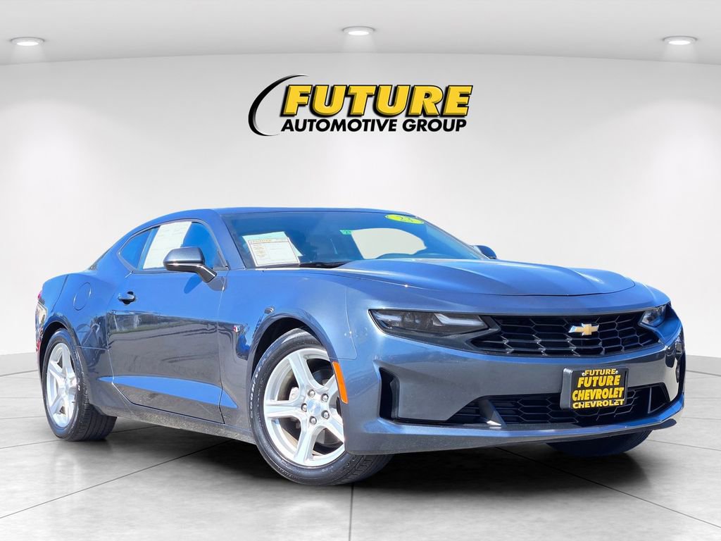 Used 2023 Chevrolet Camaro LT image 1