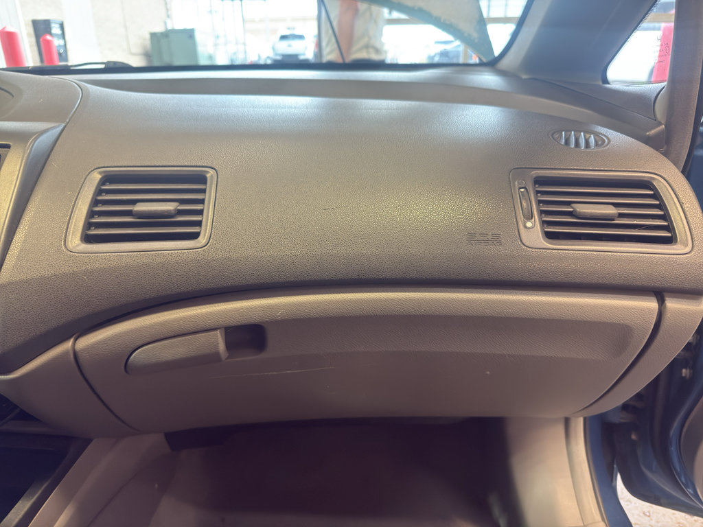 Used 2011 Honda Civic LX image 22