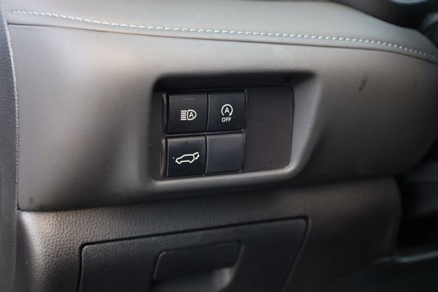 Used 2024 Toyota Highlander LE image 14