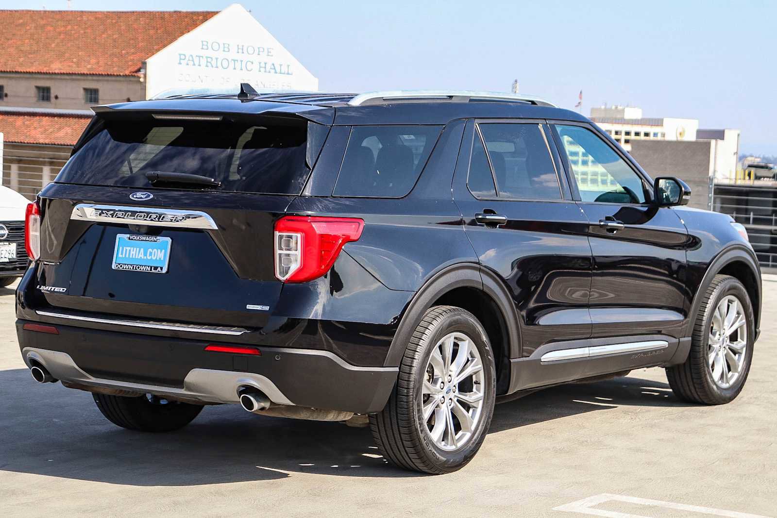 Used 2020 Ford Explorer Limited image 4