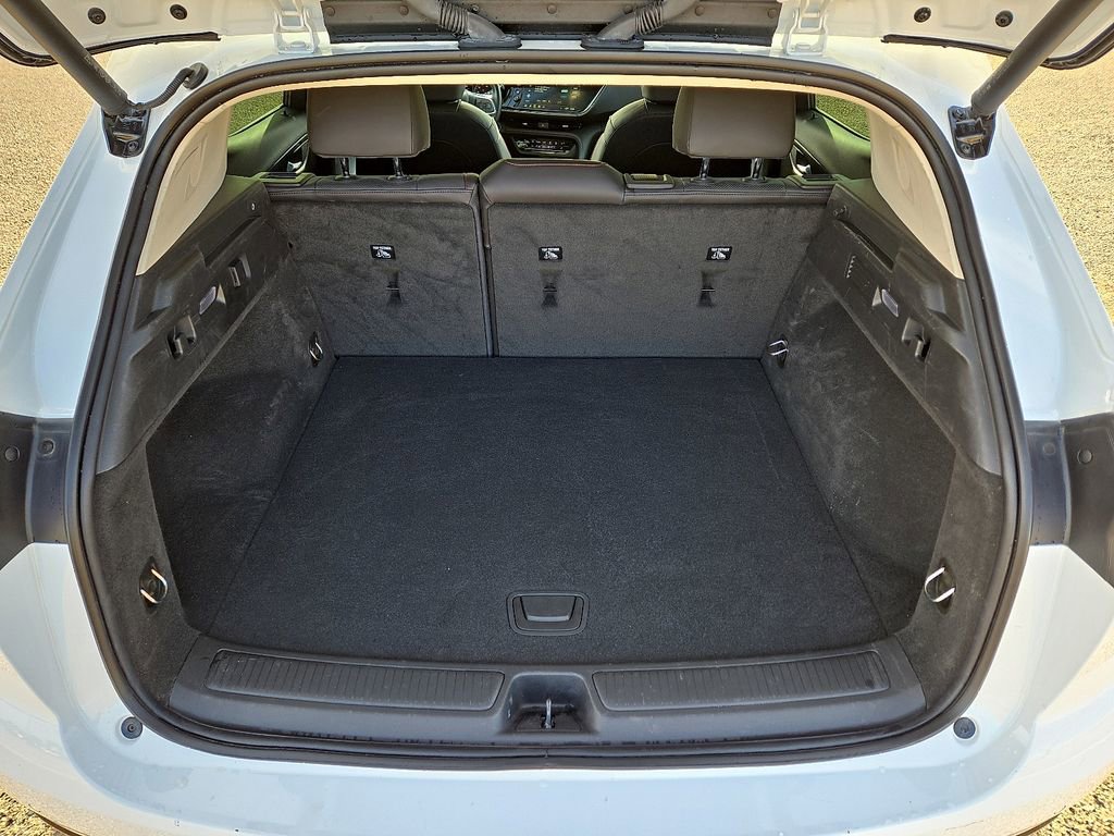 Used 2023 Buick Envision Essence w/ Sport Touring Package image 14