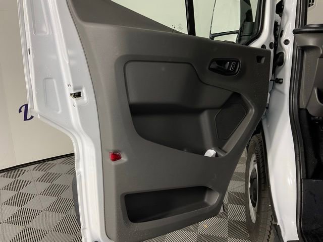 New 2026 Ford Transit 250 148 Medium Roof w/ Load Area Protection Package image 12