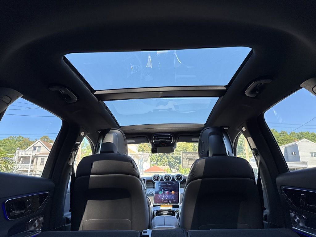 Used 2026 Mercedes-Benz GLC 350e 4MATIC image 33