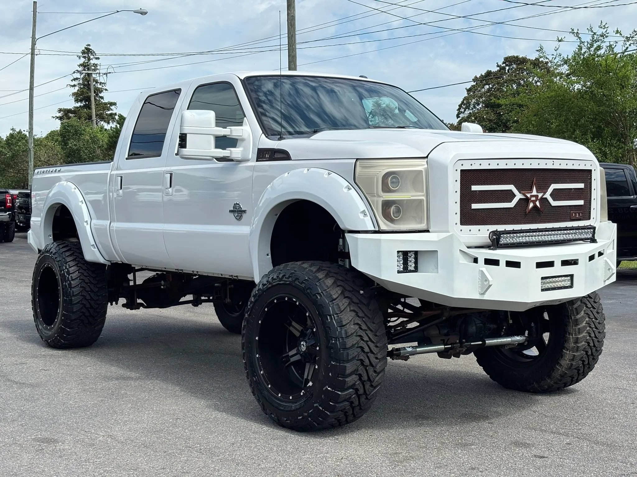 Used 2014 Ford F250 Platinum w/ FX4 Off-Road Package AWD/4WD image 3