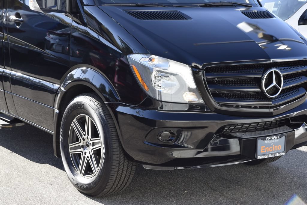 Used 2017 Mercedes-Benz Sprinter 2500 image 9