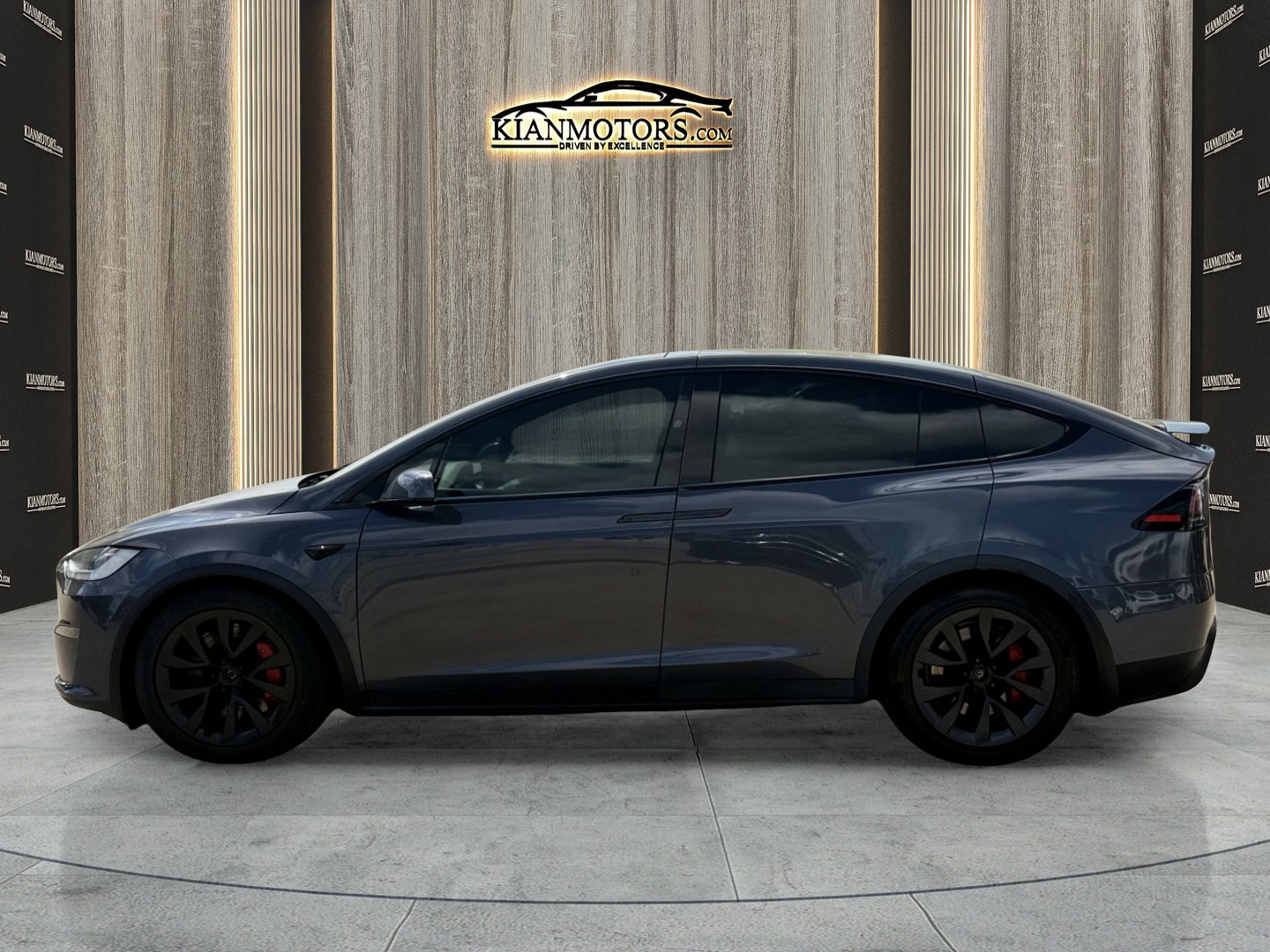 Used 2023 Tesla Model X Plaid image 7