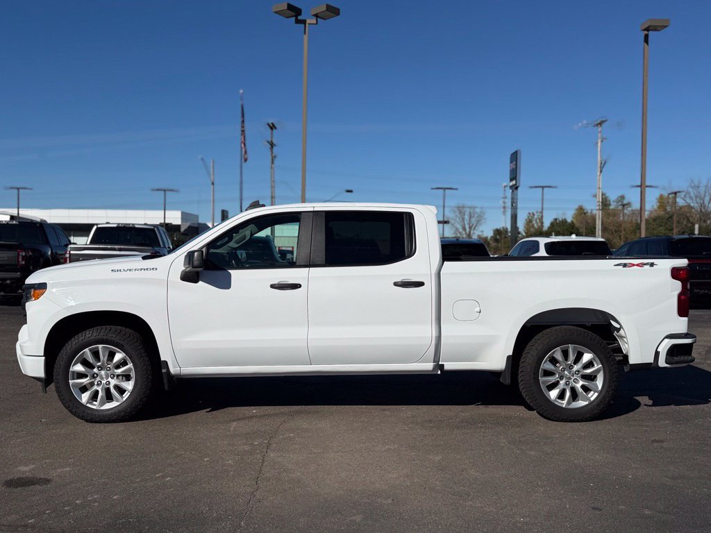 Used 2023 Chevrolet Silverado 1500 Custom AWD/4WD image 33