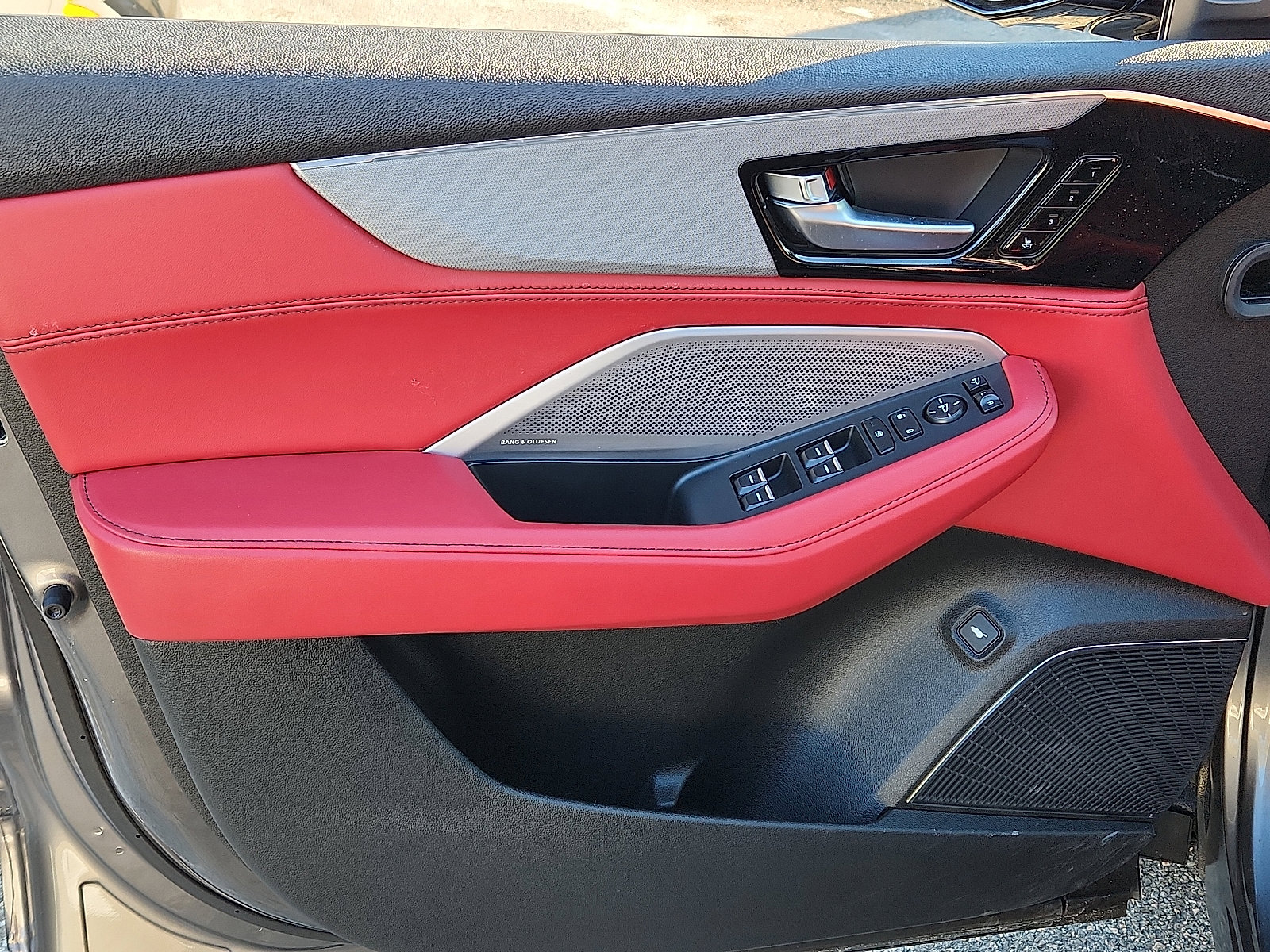 Used 2026 Acura MDX A-Spec image 12