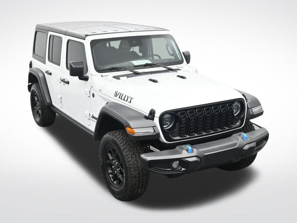 Used 2024 Jeep Wrangler Unlimited AWD/4WD image 23