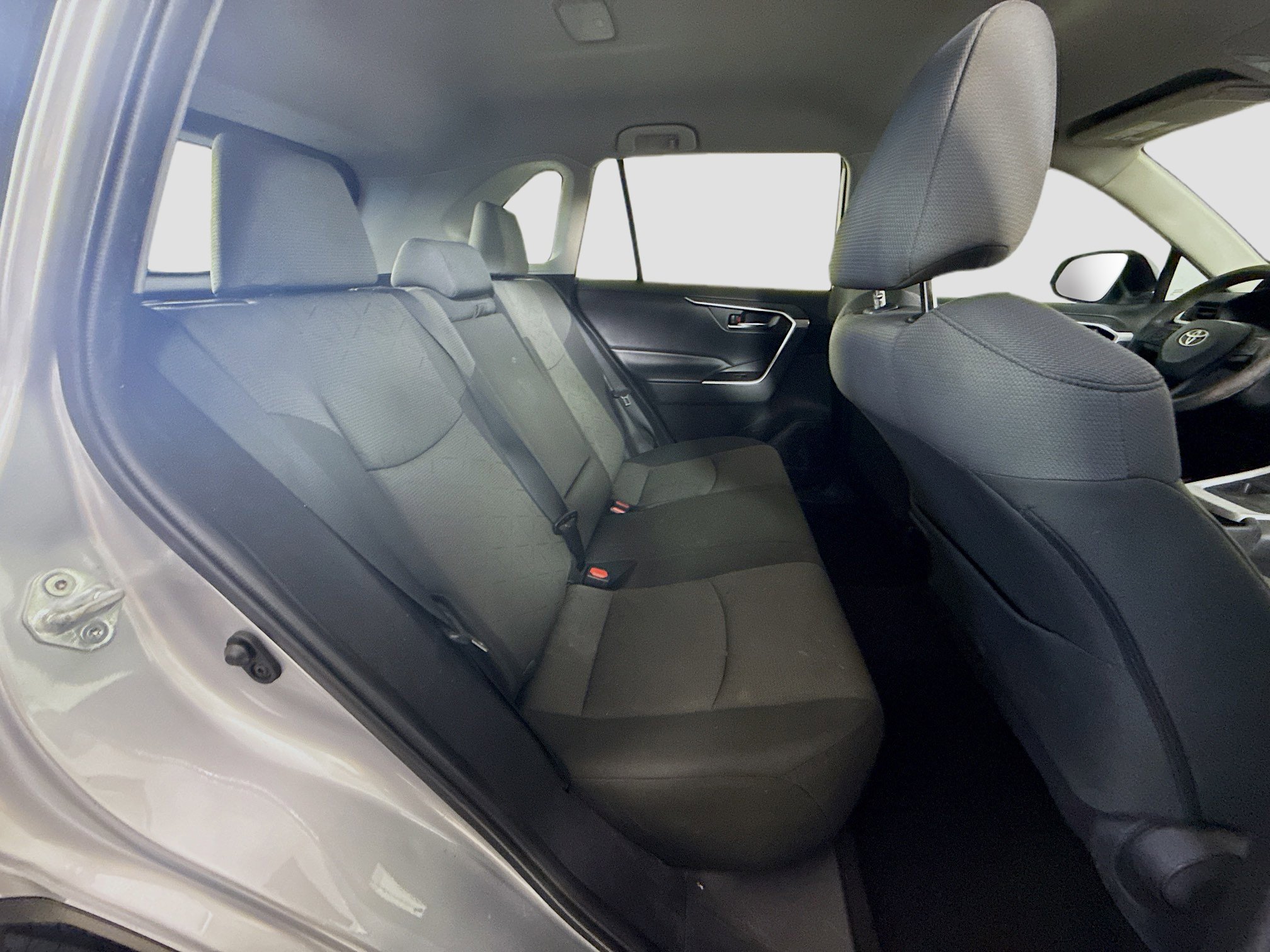 Used 2022 Toyota RAV4 XLE image 27