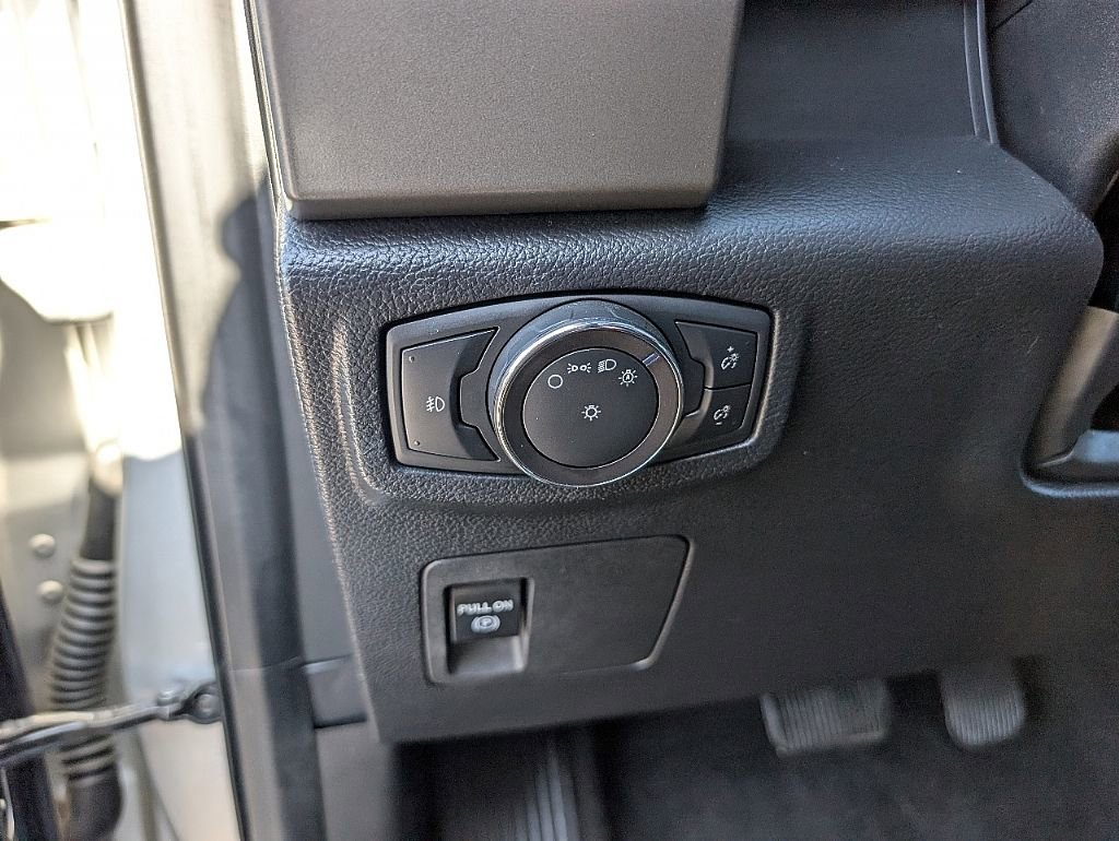 Used 2019 Ford Expedition Max XLT image 27