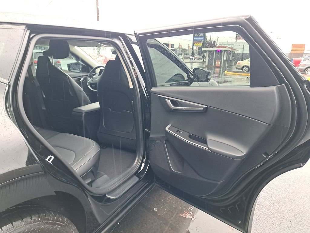 Used 2022 Kia EV6 Wind image 15
