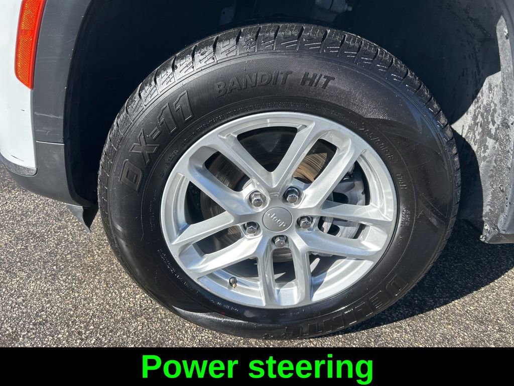 Certified 2023 Jeep Grand Cherokee L Laredo image 19