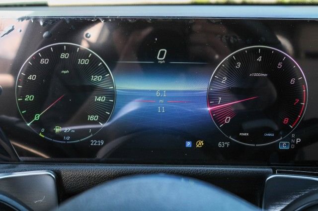 New 2025 Mercedes-Benz GLB 250 4MATIC image 24