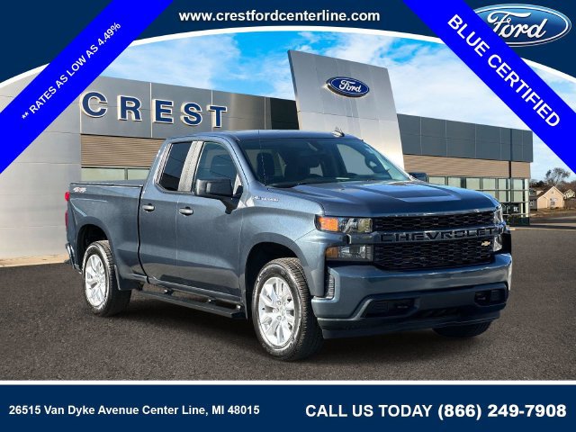 Used 2020 Chevrolet Silverado 1500 Custom w/ Custom Value Package AWD/4WD image 1