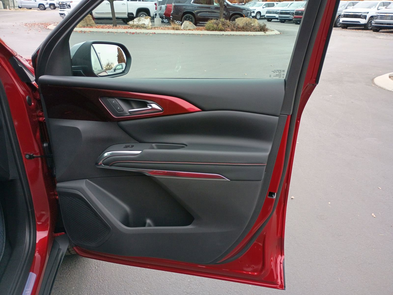 New 2026 Chevrolet Traverse Z71 w/ Driver Confidence Package image 21