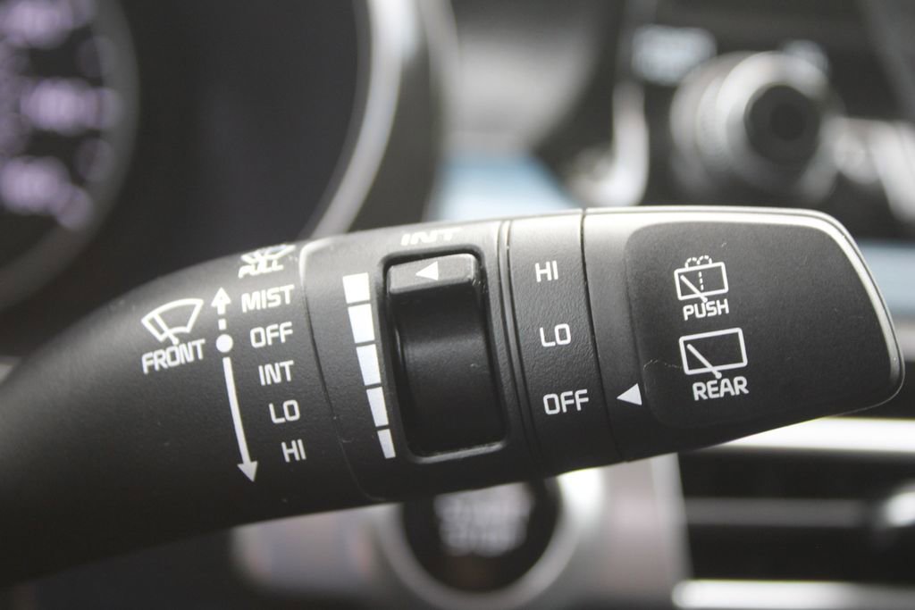 Used 2023 Kia Seltos S w/ Navigation Package FWD image 30