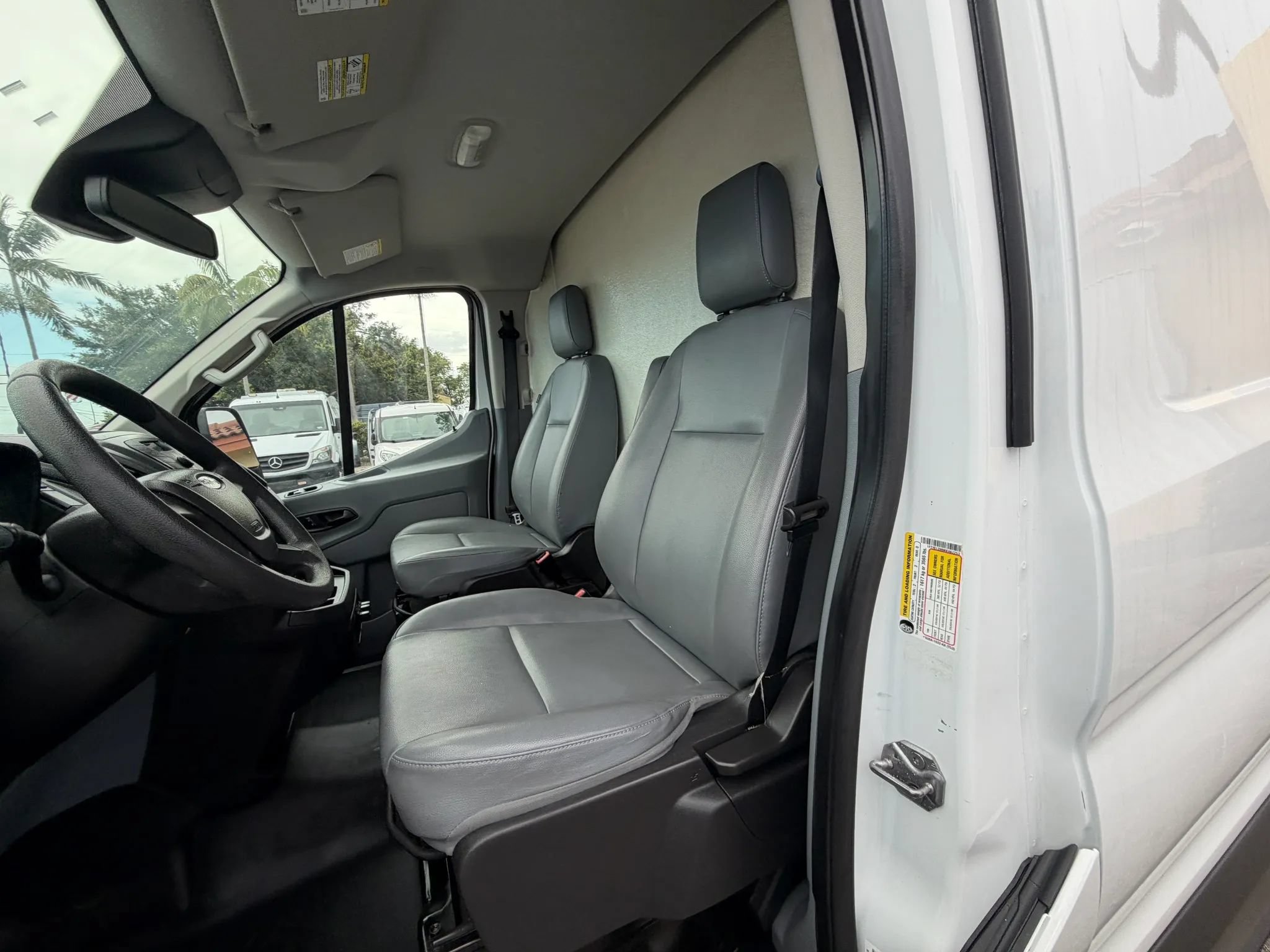 Used 2019 Ford Transit 150 130 Low Roof RWD image 16