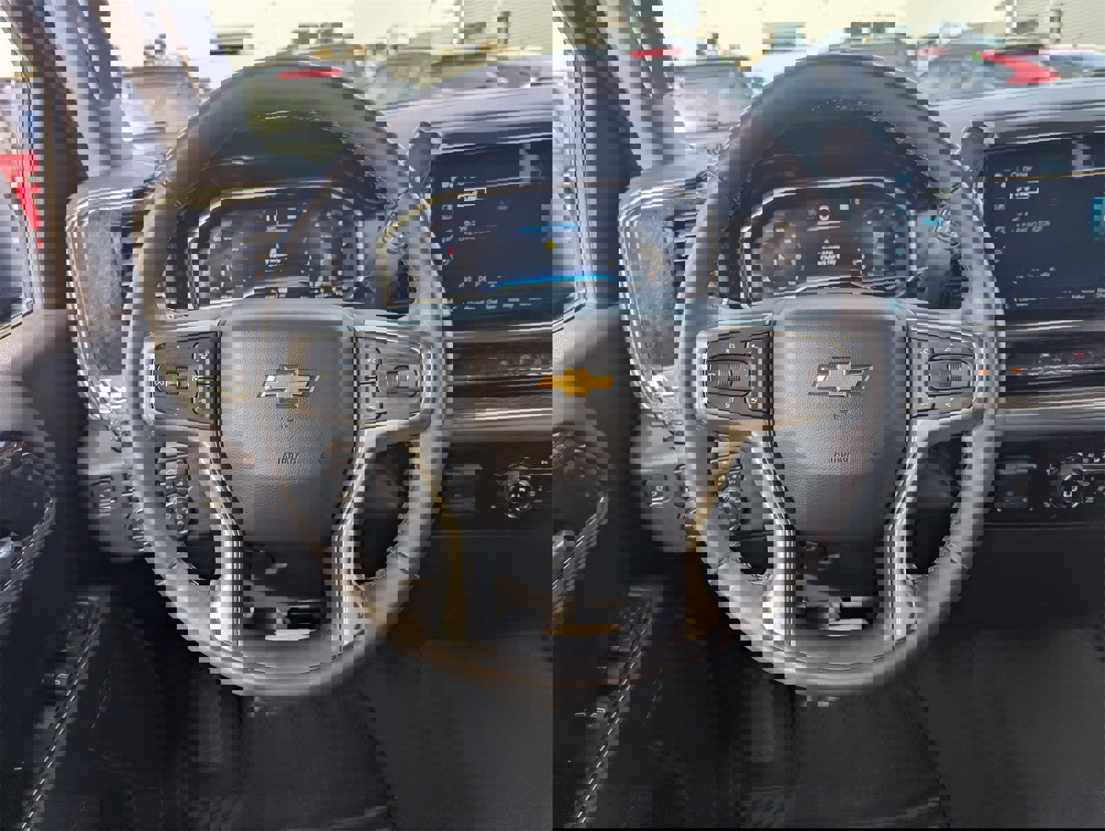 Used 2023 Chevrolet Silverado 1500 LT image 24