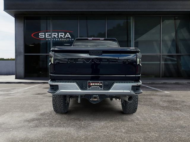 Used 2021 Chevrolet Silverado 2500 LT w/ Convenience Package AWD/4WD image 4