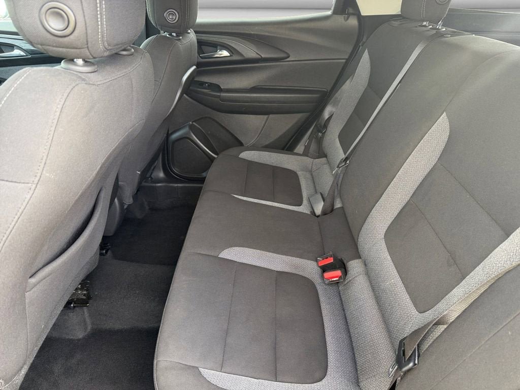 Used 2025 Chevrolet TrailBlazer LT image 14