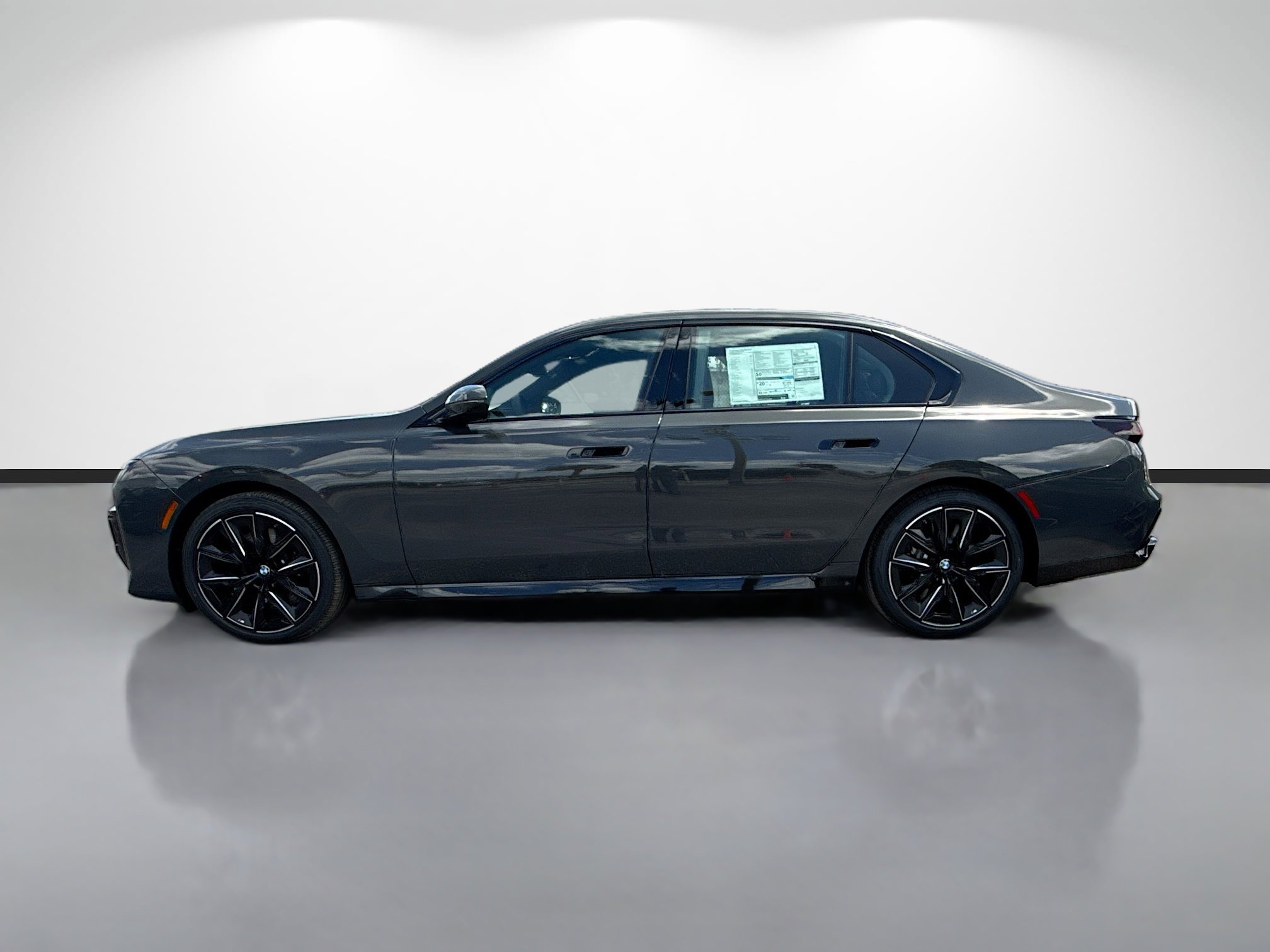 New 2026 BMW 760i xDrive w/ Executive Package AWD/4WD image 6