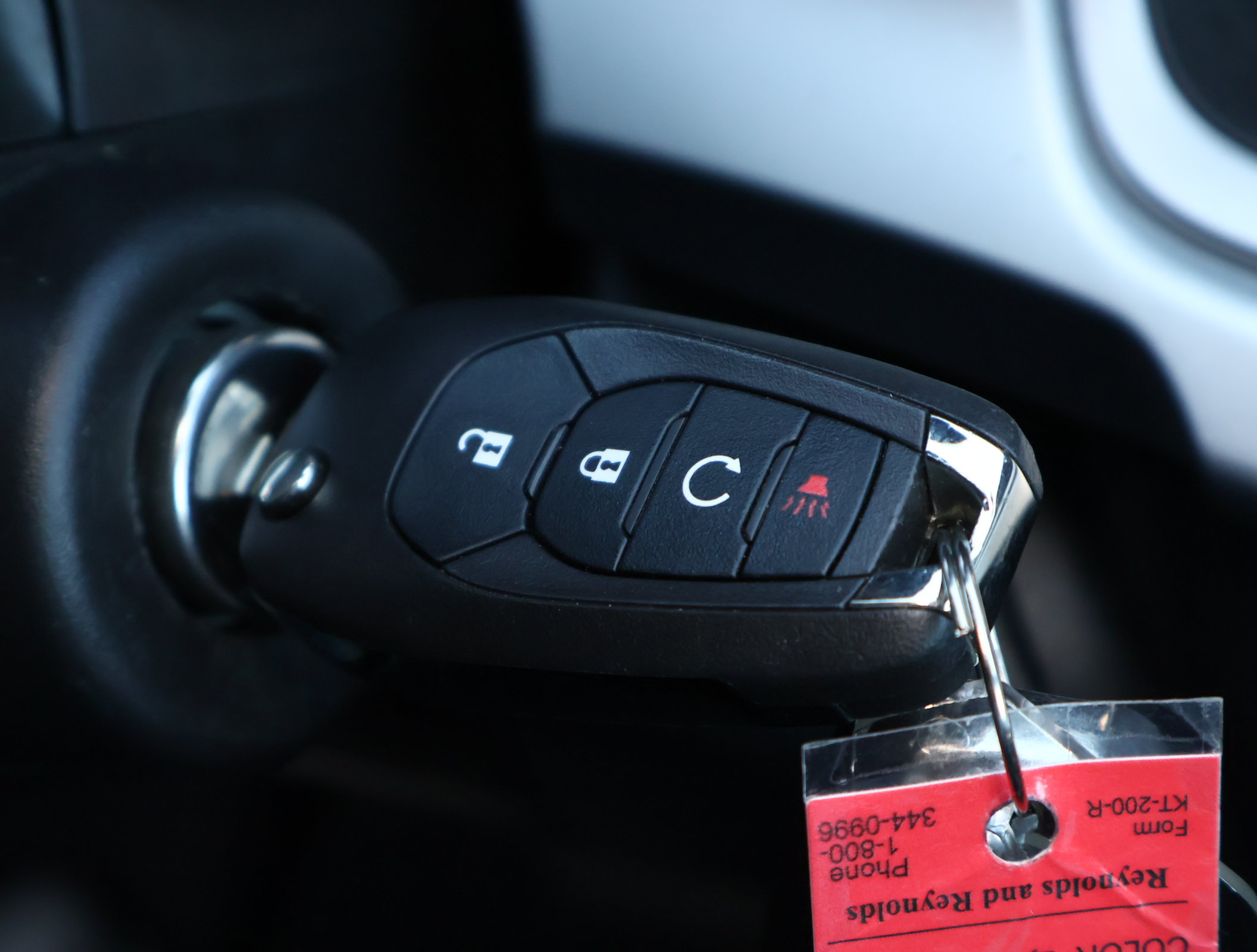 Used 2024 Chevrolet Trax RS w/ Driver Confidence Package FWD image 21