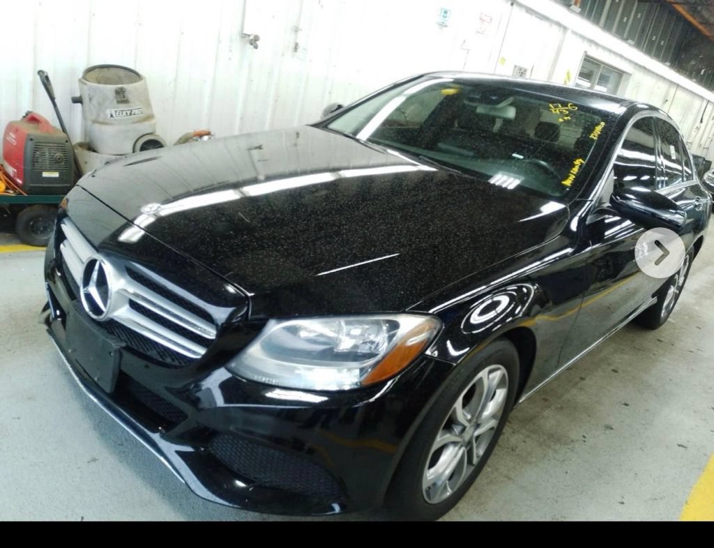 Used 2017 Mercedes-Benz C 300 4MATIC Sedan image 2