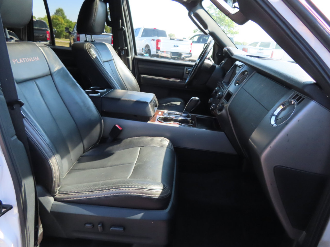 Used 2016 Ford Expedition Platinum image 55