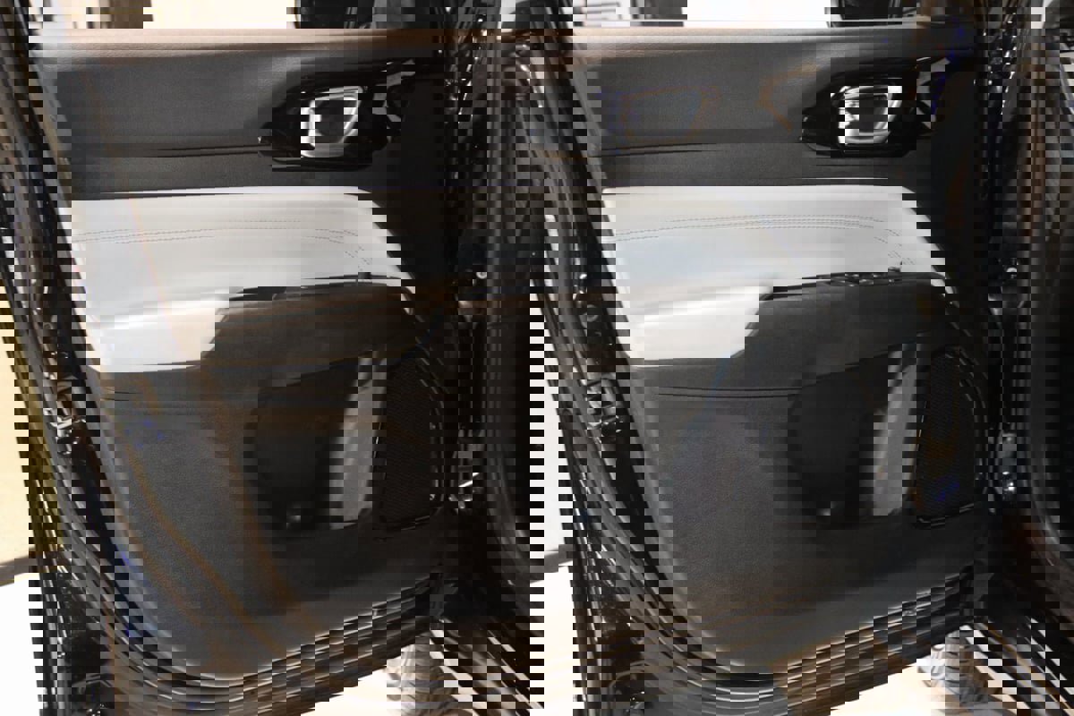 Used 2022 Jeep Compass Limited image 31