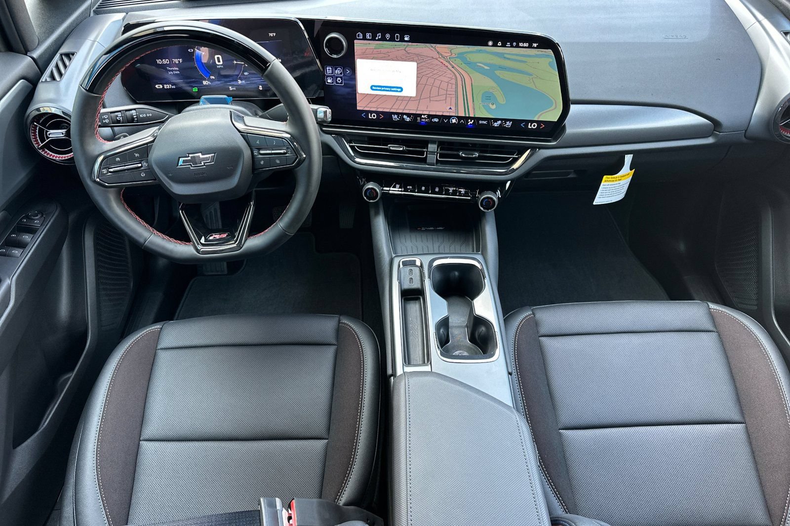 New 2025 Chevrolet Equinox EV RS w/ Active Safety Package 3 AWD/4WD image 13
