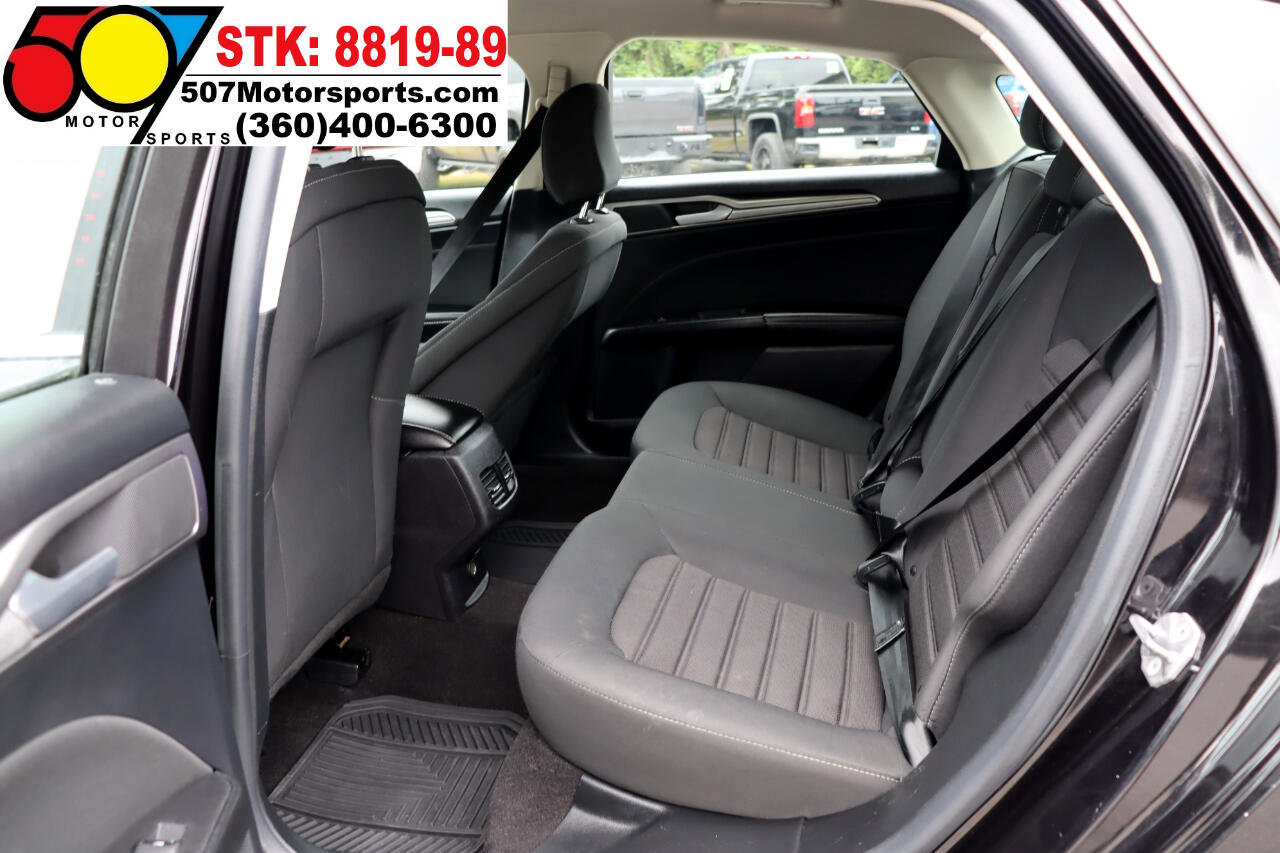 Used 2020 Ford Fusion SE image 14