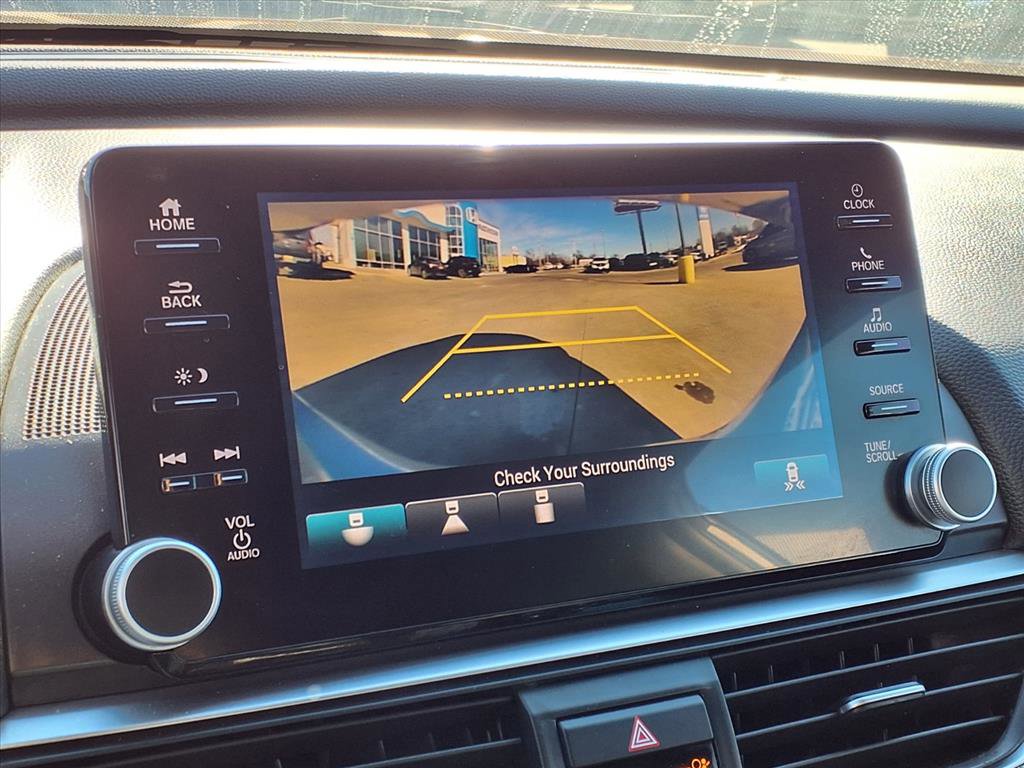 Used 2018 Honda Accord Sport image 5