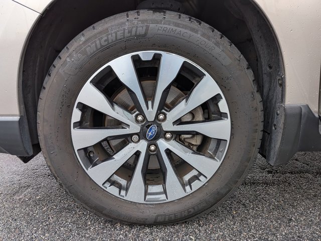 Used 2017 Subaru Outback 2.5i Limited AWD/4WD image 14