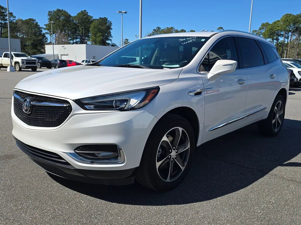 Used 2021 Buick Enclave Essence w/ Sport Touring Edition image 7