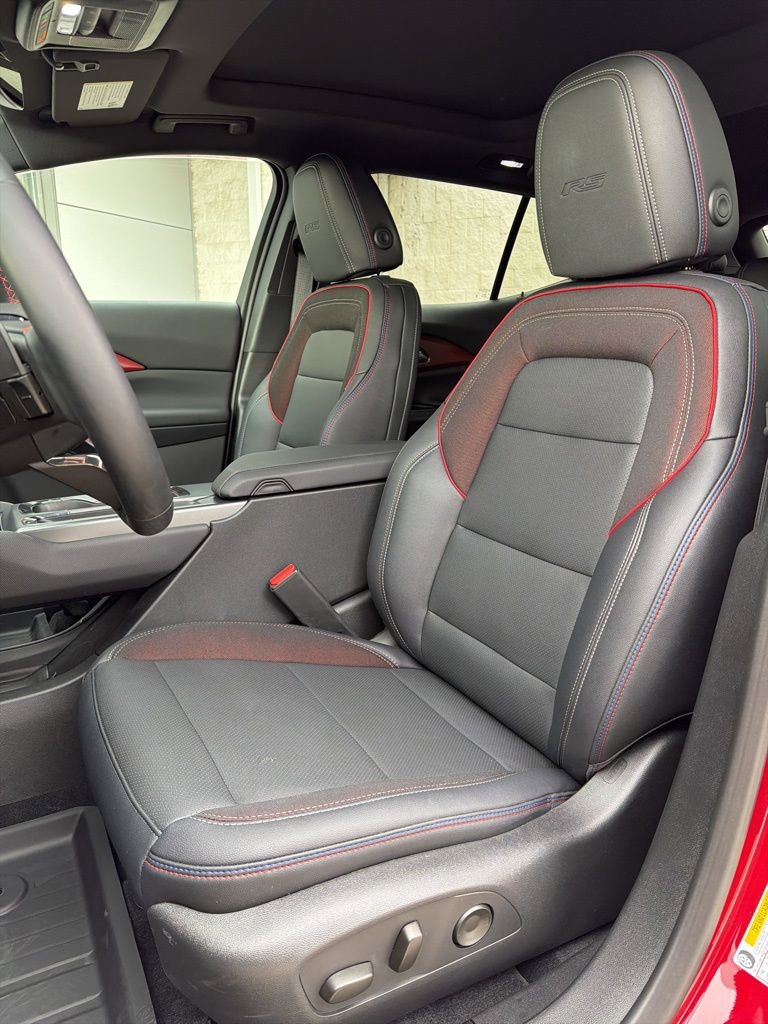 New 2026 Chevrolet Equinox EV RS image 7