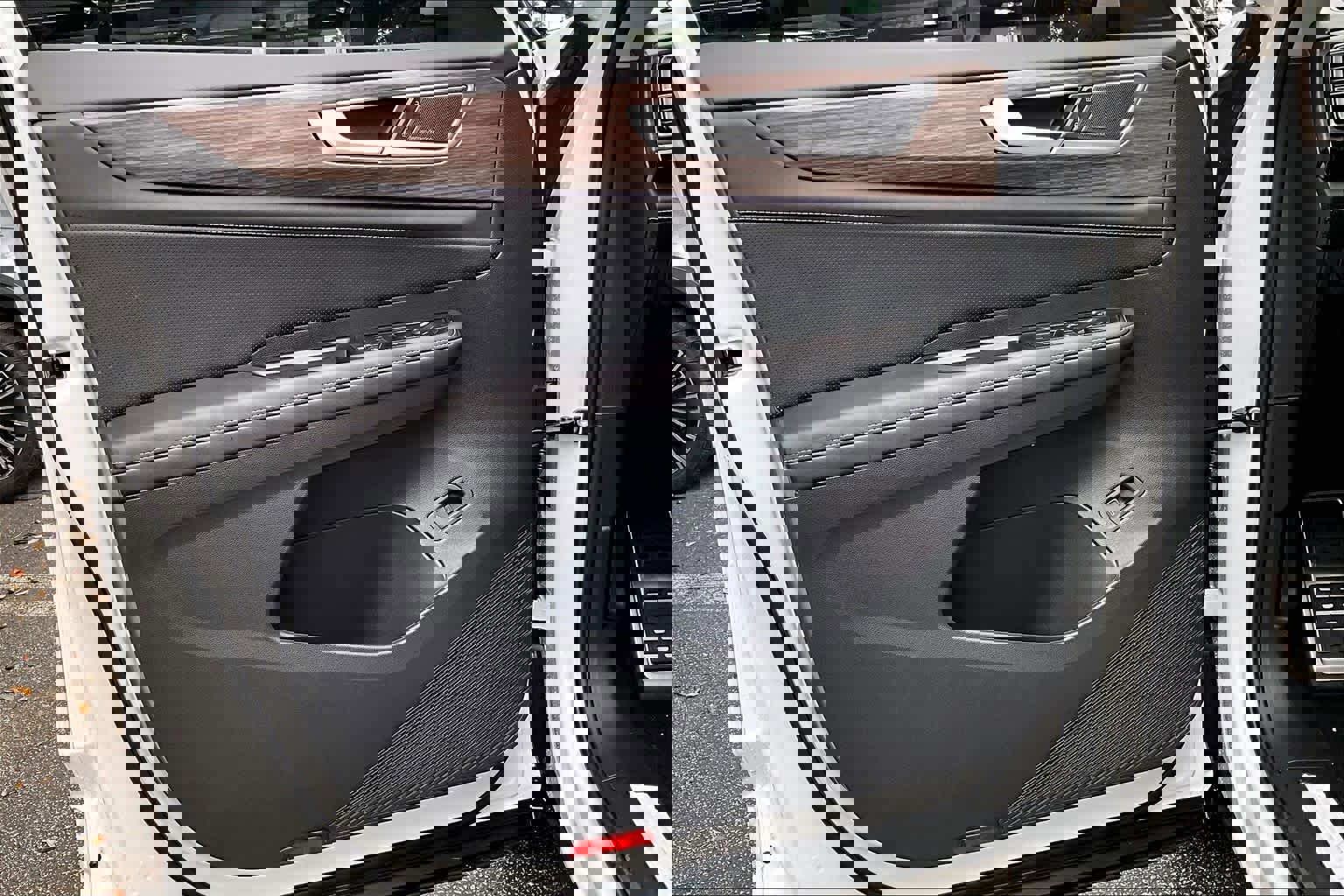 New 2026 Volkswagen Atlas SEL Premium R-Line image 10