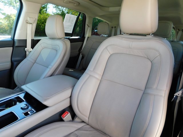 Used 2023 Lincoln Aviator Grand Touring w/ Elements Package Plus image 15