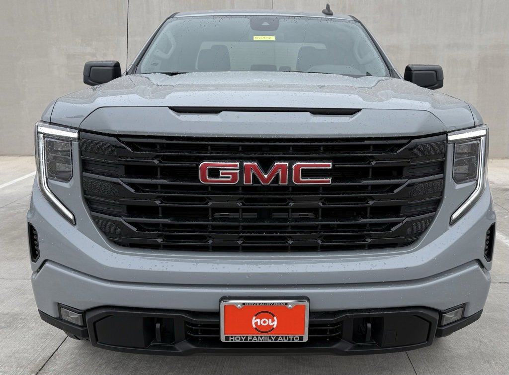 Used 2024 GMC Sierra 1500 Elevation image 2