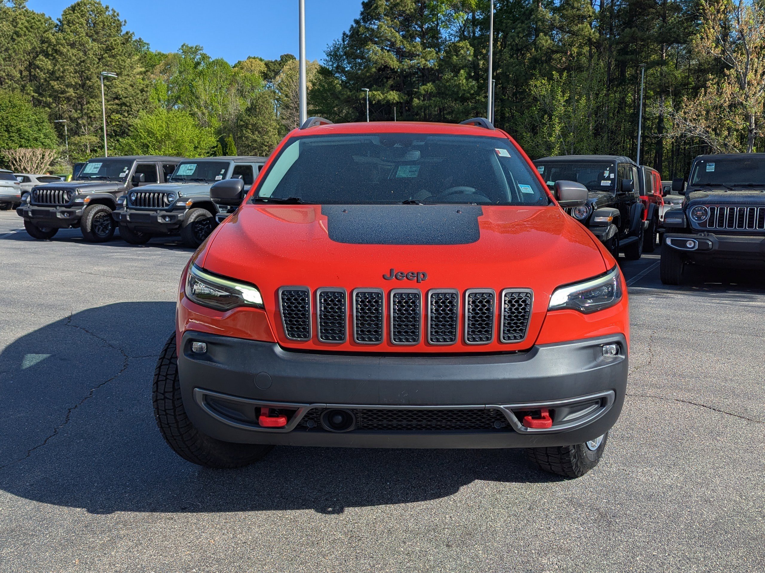 Used 2021 Jeep Cherokee Trailhawk w/ Premium Leather Package image 2