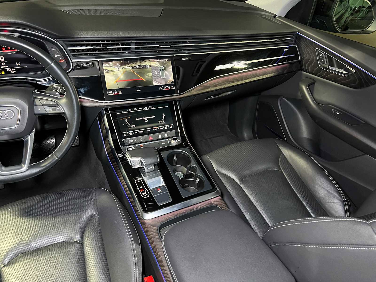 Used 2022 Audi Q8 Premium Plus w/ Premium Plus Package image 39