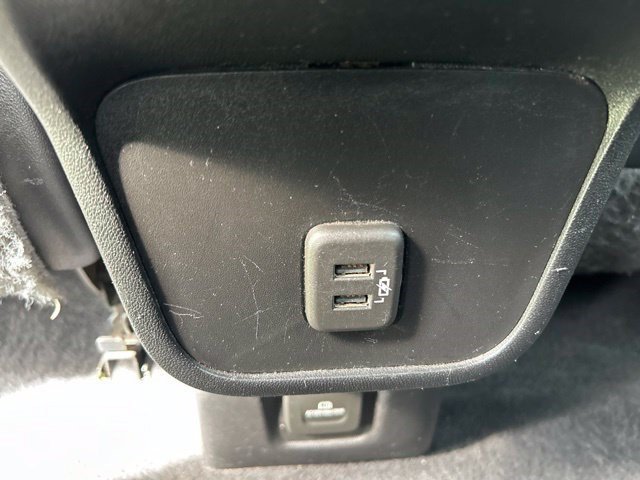 Used 2020 Chevrolet Equinox Premier w/ Premier Redline Edition FWD image 43