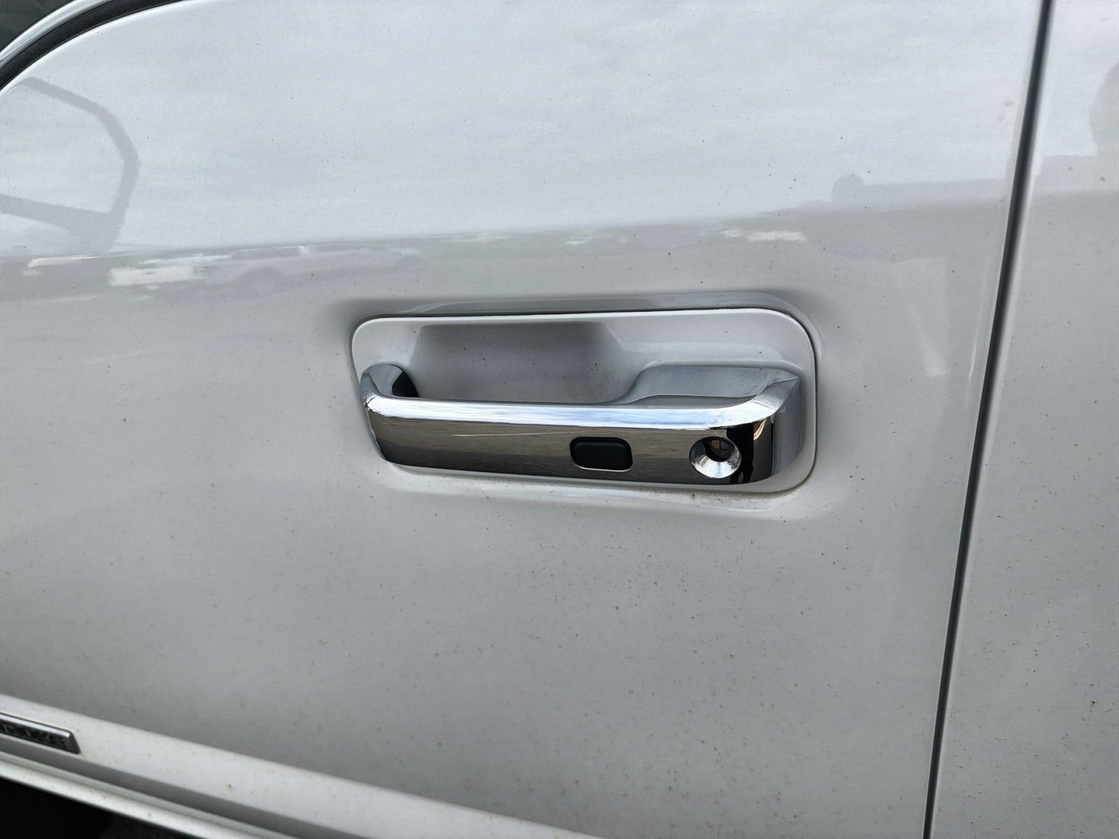 Used 2022 Ford F450 Platinum w/ FX4 Off-Road Package image 16