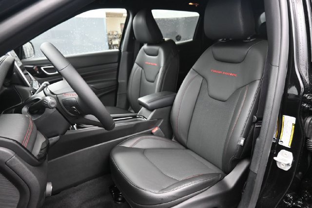 New 2026 Jeep Compass Trailhawk AWD/4WD image 15